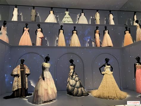 gallerie dior montaigne.